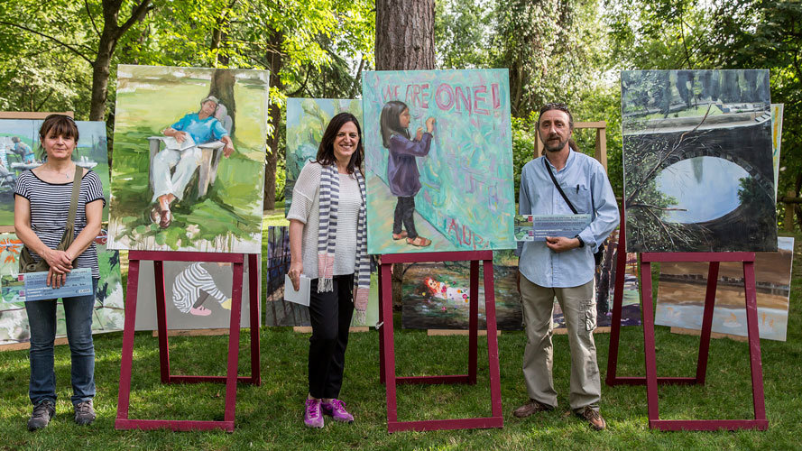 Karmina Uriz Zelai (accésit), Uxua Vides Guindano (primer premio) y Mariano Pina Pérez (accésit), ganadores del Concurso de Pintura al Aire Libre.