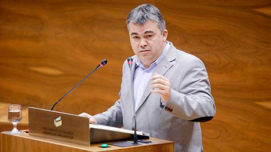 Santos Cerdán del PSN en el Parlamento de Navarra.