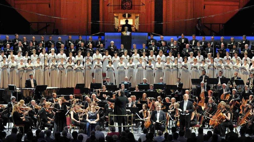 El Orfeón actúa en los Proms de Londres con Juanjo Mena y la BBC Philharmonic orquesta. CHRIS CHRISTODOULOU