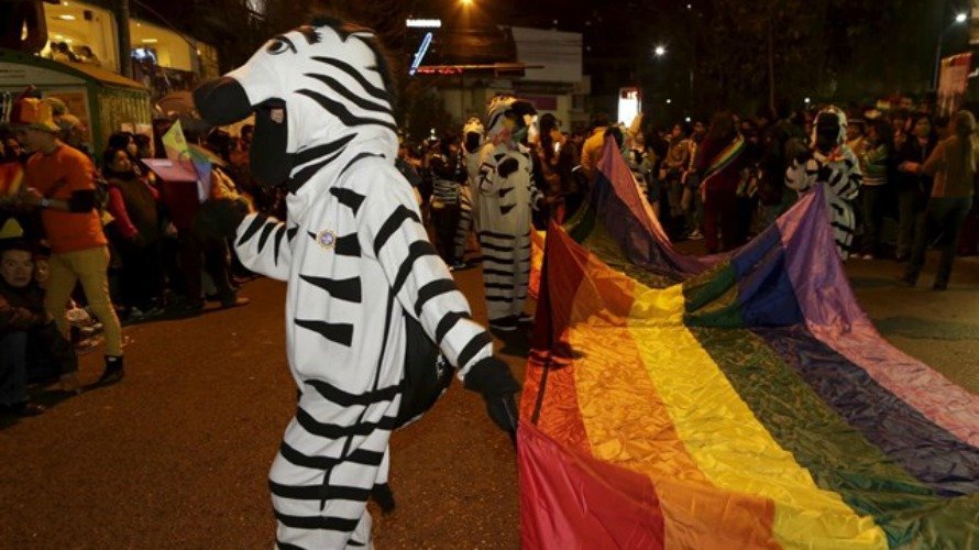 Bolivia permite a transexuales cambiarse de nombres y género en documentos oficiales. REUTERS