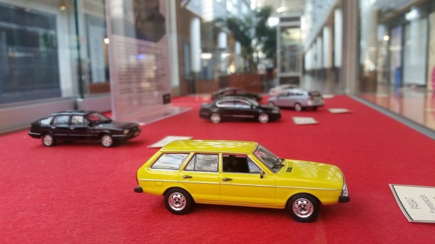 Exposición de coches de Volkswagen en Itaroa. 