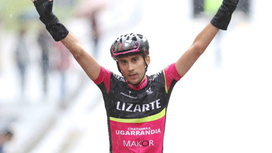 El burladés Óscar Rodríguez triunfa con el equipo Lizarte.