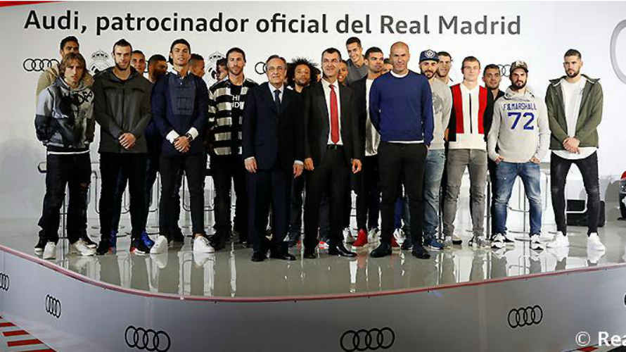 Los jugadores del Real Madrid recogen sus coches oficiales. Foto web Real Madrid.