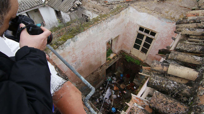 La vivienda del centro de Córdoba en la que ha sido encontrado el cadáver de un hombre EFE