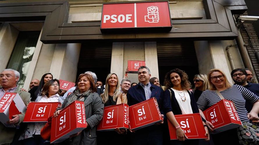 El navarro y secretario de Organización del PSN, Santos Cerdán, ha presentado la recolección de avales de Pedro Sánchez en la sede socialista de Madrid. EUROPA PRESS