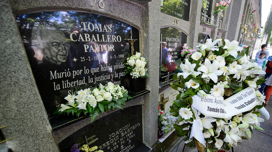 Homenaje a a Tomas Caballero concejal de UPN asesinado por ETA el 6 de mayo de 1998. PABLO LASAOSA 35