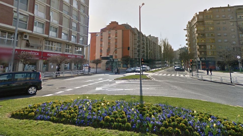Cruce de Pío XII con la calle Iturrama, en Pamplona, donde se produjo el atropello mortal.