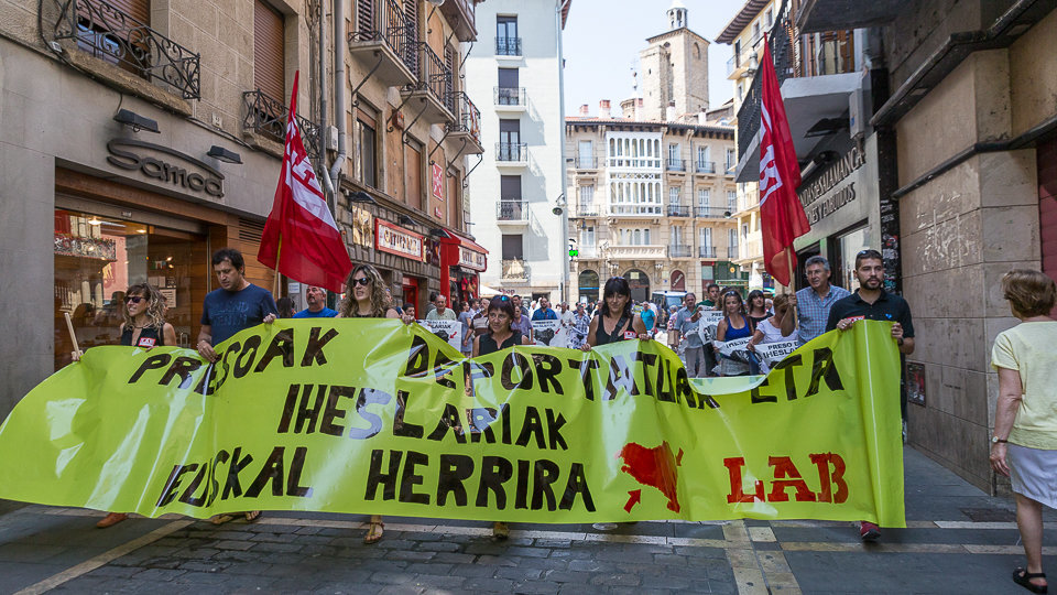 Manifestación convocada por LAB bajo el lema 'Presos-as políticas y exiliadas a Euskal Herria' (02). NAVARRA.com