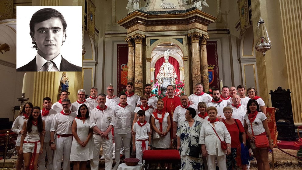 La familia de José Joaquín Esparza celebra en la Capilla de San Fermín una misa en recuerdo del joven fallecido en el montón del encierro del 8 de julio de 1977, hace 40 años. CEDIDA
