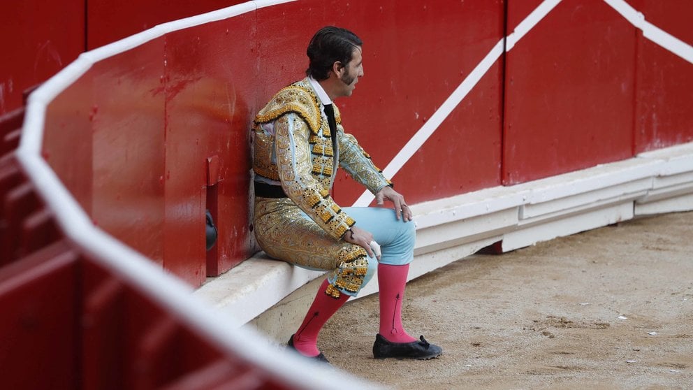 El diestro Juan José Padilla, durante la cuarta corrida de la Feria del Toro 2017 ante reses de Fuente Ymbro, de San José del Valle (Cádiz). EFE/Javier Lizón