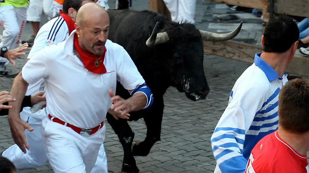 Julen Madina corriendo un encierro en San Ferm&iacute;n.