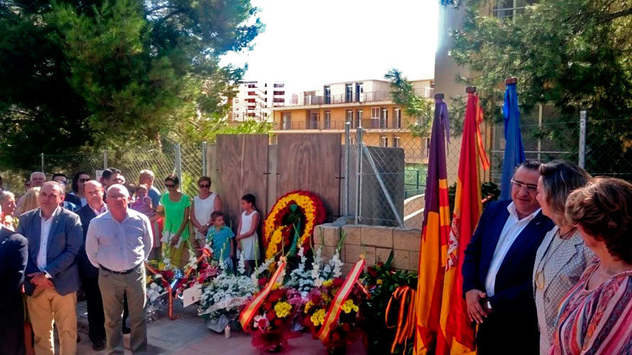 La localidad mallorquina de Calvià realiza un homenaje con motivo del aniversario del asesinato de dos guardias civiles a manos de ETA. Ayuntamiento de Calviá