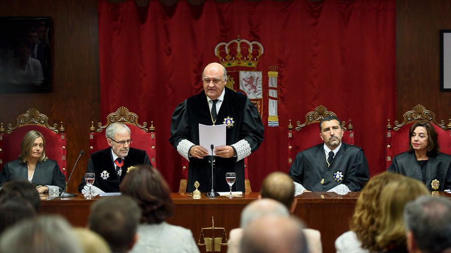 Acto de apertura del año judicial 2017-2018 en Navarra. PABLO LASAOSA 10