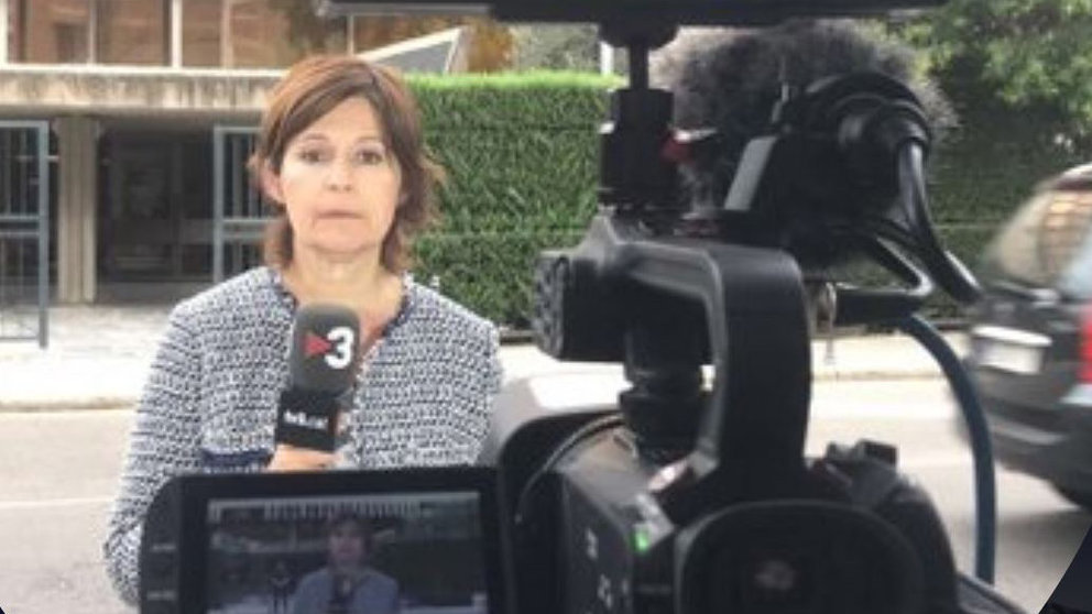 La periodista de TV3 Marta Viladot durante una intervención en los informativos de la televisión pública catalana TWITTER