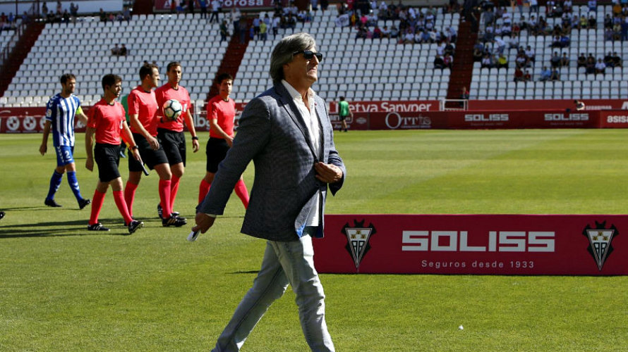 Enrique Martín en el estadio Carlos Belmonte. La Liga.