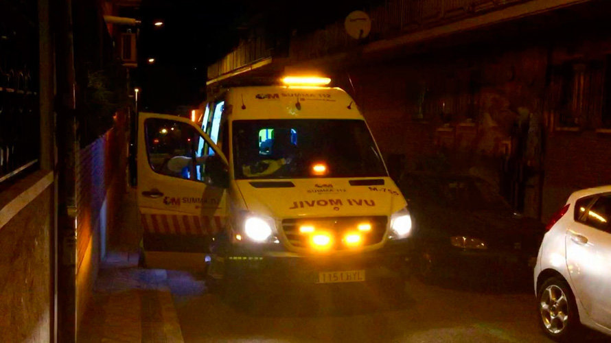La ambulancia en el lugar del suceso. 112 EMERGENCIAS MADRID