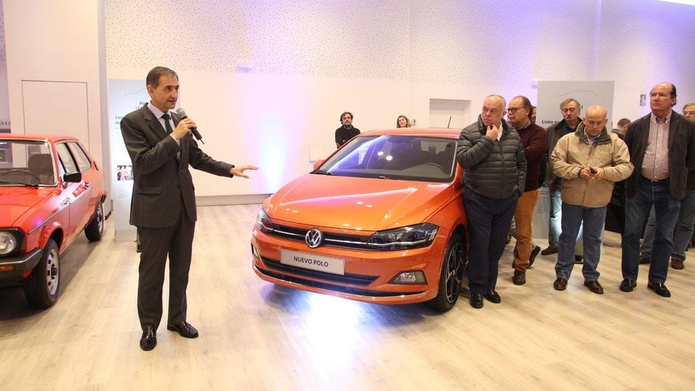 Emilio Sáenz, ante los periodistas congregados en la presentación dinámica del nuevo Volkswagen Polo en Pamplona CEDIDA