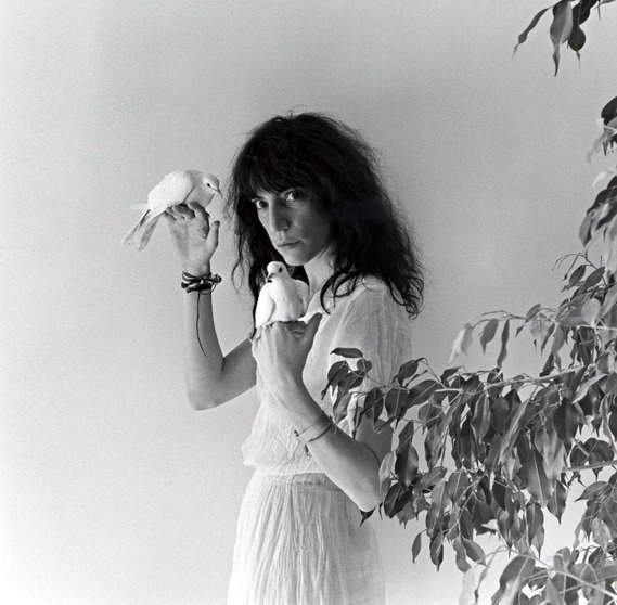 Patti Smith 1979 Robert Mapplethorpe 1946-1989 ARTIST ROOMS  Acquired jointly with the National Galleries of Scotland through The d'Offay Donation with assistance from the National Heritage Memorial Fund and the Art Fund 2008 http://www.tate.org.uk/art/work/AR00495