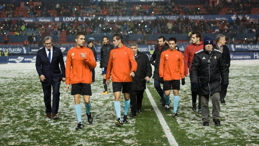Suspendido el partido entre el Osasuna y el Nástic de Tarragona. MIGUEL OSÉS5