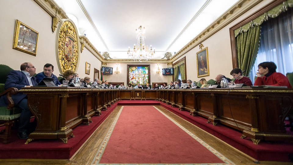 Pleno del Ayuntamiento de Pamplona (64). IÑIGO ALZUGARAY