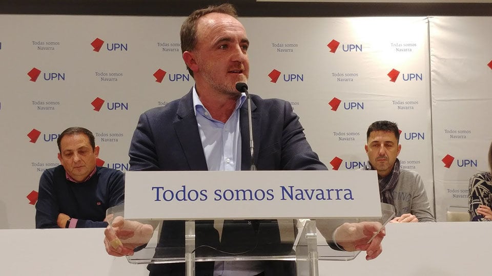 Javier Esparza en la rueda de prensa en la que ha exigido al PNV que se ciña a las competencias de la CAV