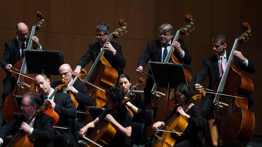 Concierto de ciclo de la Orquesta Sinfónica de Navarra que acoge el debut de la prestigiosa violista pamplonesa Isabel Villanueva. PABLO LASAOSA08