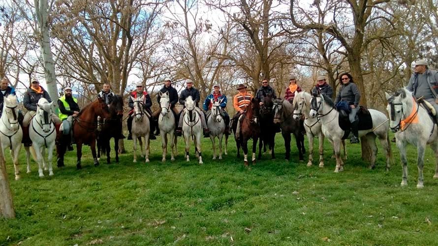 Caballistas de Fustiñana de la Asociación Sombrero de Paja completan a caballo la Javierada de 2018 SOMBRERO DE PAJA