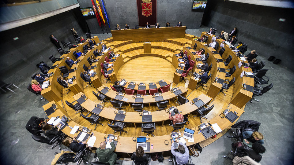 Pleno del Parlamento de Navarra (39). IÑIGO ALZUGARAY