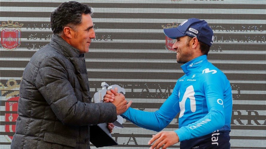 Induráin y Valverde en el pódium del GP de Estella 2019. Movistar team.