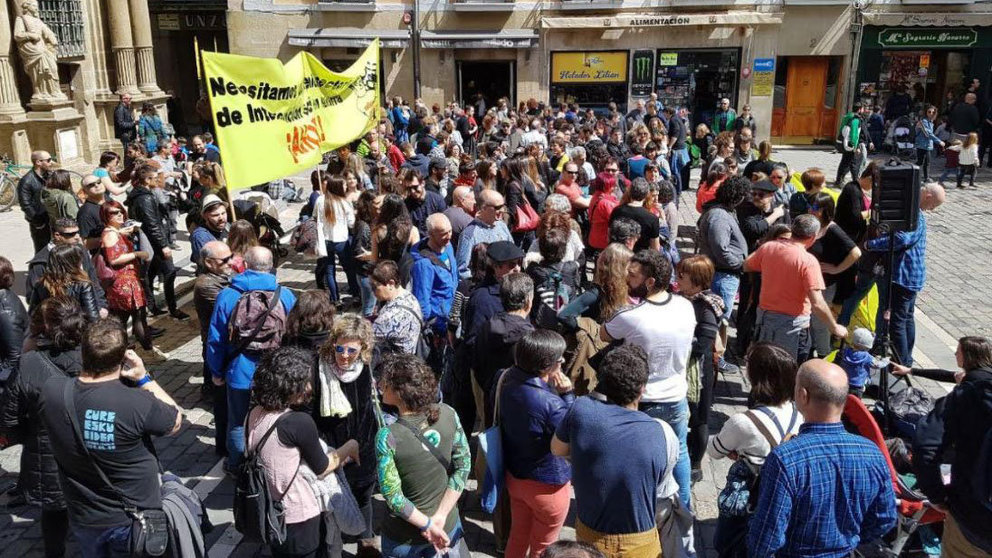 Manifestación en Pamplona de trabajadores de intervención social CEDIDA