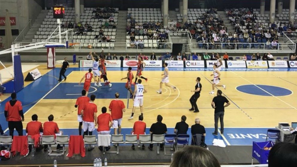 Partido HLA Alicante - Basket Navarra. Twitter HLA Alicante.