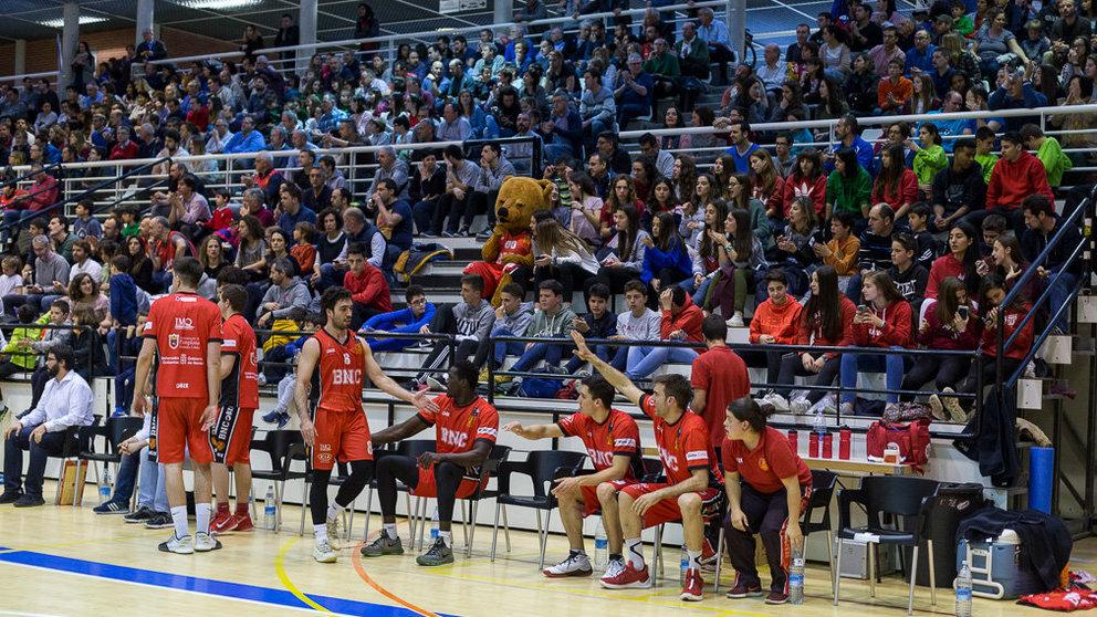Tercer partido de cuartos de final por el ascenso a la liga Leb Oro entre Basket Navarra y HLA Alicante celebrado en el pabellón Arrosadía (47). IÑIGO ALZUGARAY
