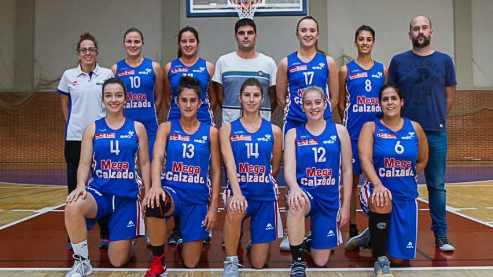 Megacalzado Ardoi femenino de baloncesto. Twitter FNB Ardoi.