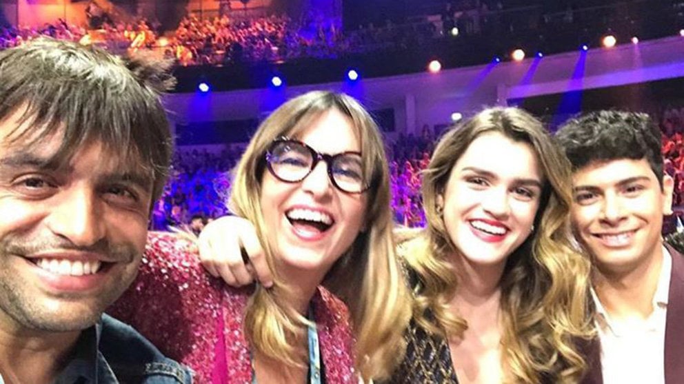 Manu Guix, Noemi Galera, Amaia Romero y Alfred García siguiendo Eurovisión en directo tras su actuación INSTAGRAM