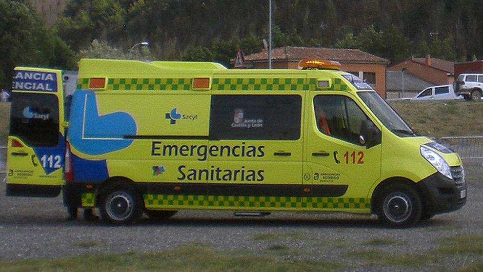Una ambulancia de las emergencias sanitarias de Castilla y León
