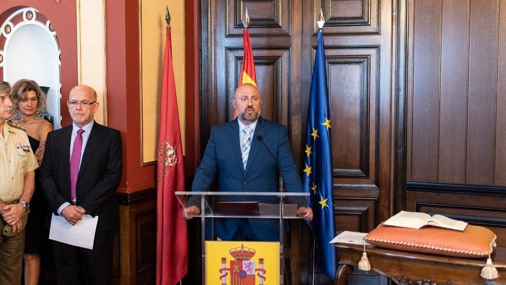 Acto de toma de posesion del nuevo delegado del gobierno de Navarra Jose Luis Arasti. MIGUEL OSÉS (6)