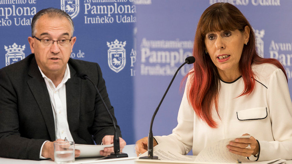 Enrique Maya y Maite Esporrín, portavoces de los grupos municipales de UPN y PSN en el Ayuntamiento de Pamplona NAVARRACOM