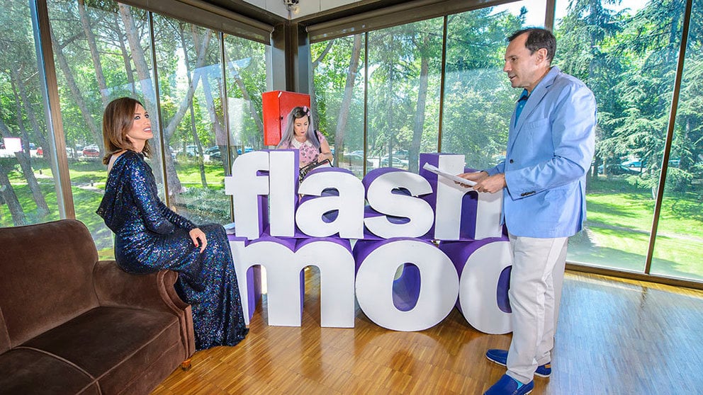 El presentador tudelano Jesús María Montes-Fernández de Flash Moda en TVE que ha sido homenajeado en la Mercedes Benz Fashion Week CEDIDA