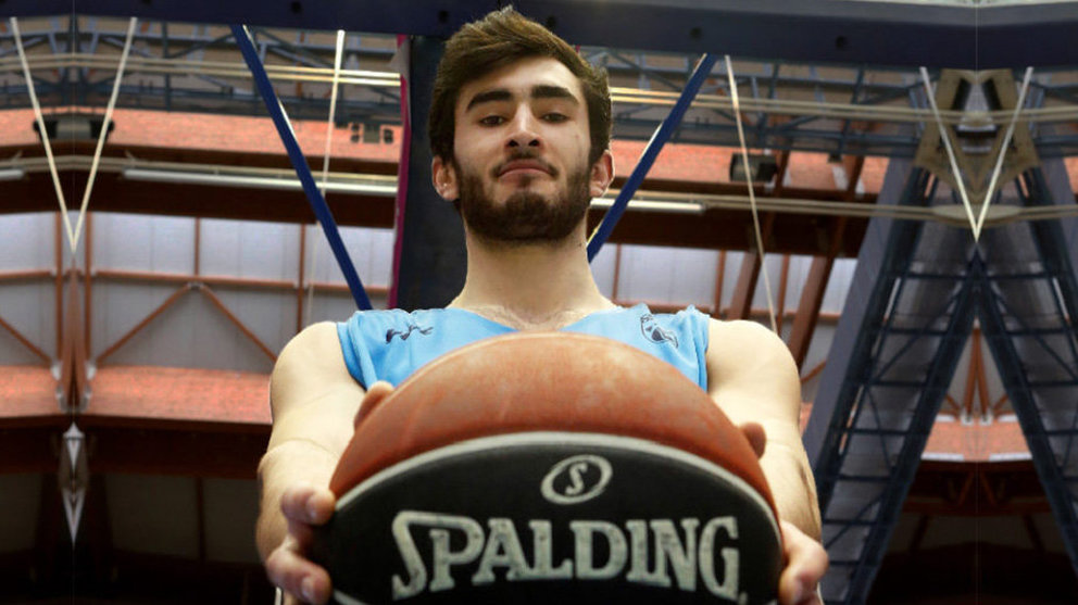 El joven ala-pívot Rodrigo Gómez se incorpora a Basket Navarra