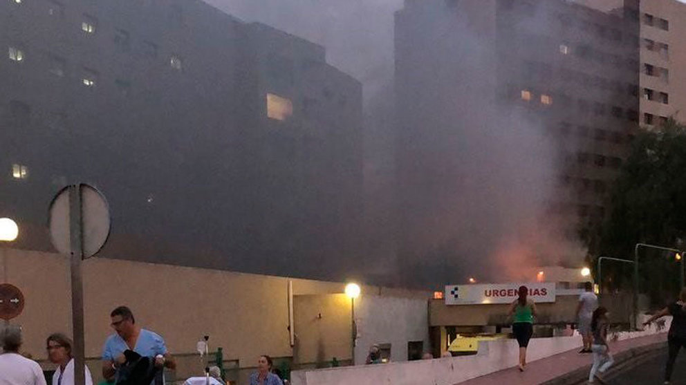 Un incendio provocado ha afectado al hospital de la Candelaria en Tenerife EUROPA PRESS