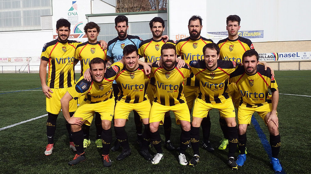 Equipo de la Peña Azagresa en el estadio Oberena. Temporada 2018-19.