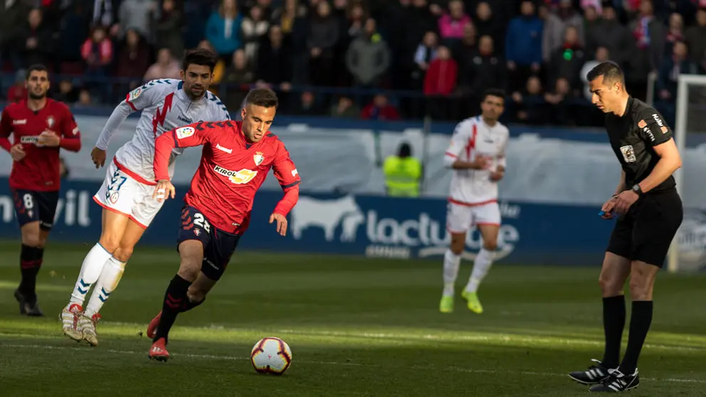 Rober Ibáñez. Partido de la Liga 123 entre Osasuna y Rayo Majadahonda disputado en El Sadar (09). IÑIGO ALZUGARAY