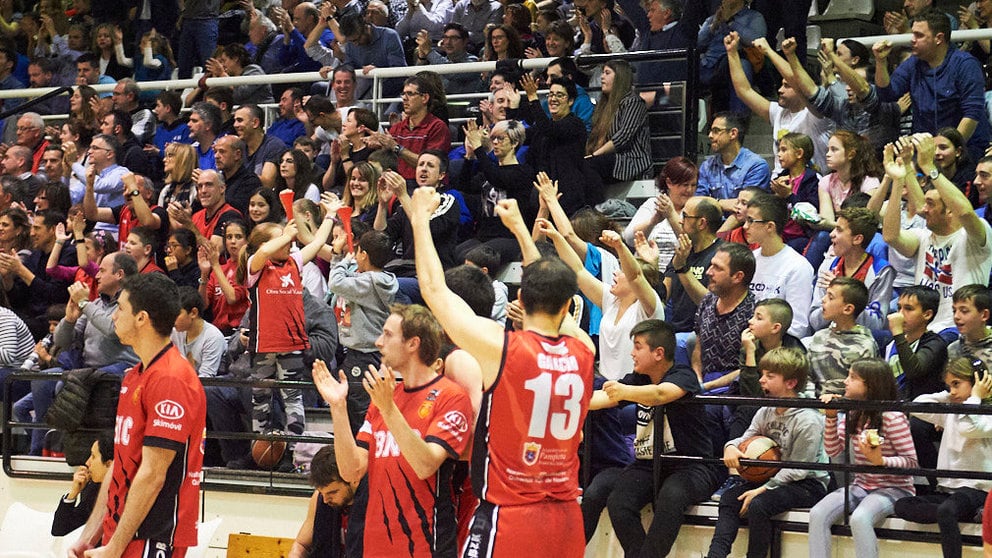 Basket Navarra se ententa al Alicante en Pamplona. PABLO LASAOSA 16