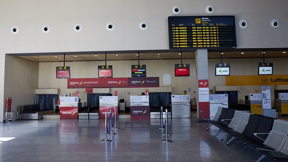 Aeropuerto de Noáin-Pamplona (02). IÑIGO ALZUGARAY