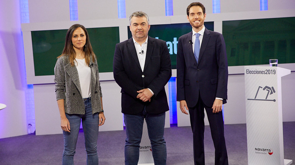 Debate entre los candidatos al Congreso por Navarra Ione Belarra, Santos Cerdán y Sergio Sayas celebrado en Navarra Televisión (27). IÑIGO ALZUGARAY