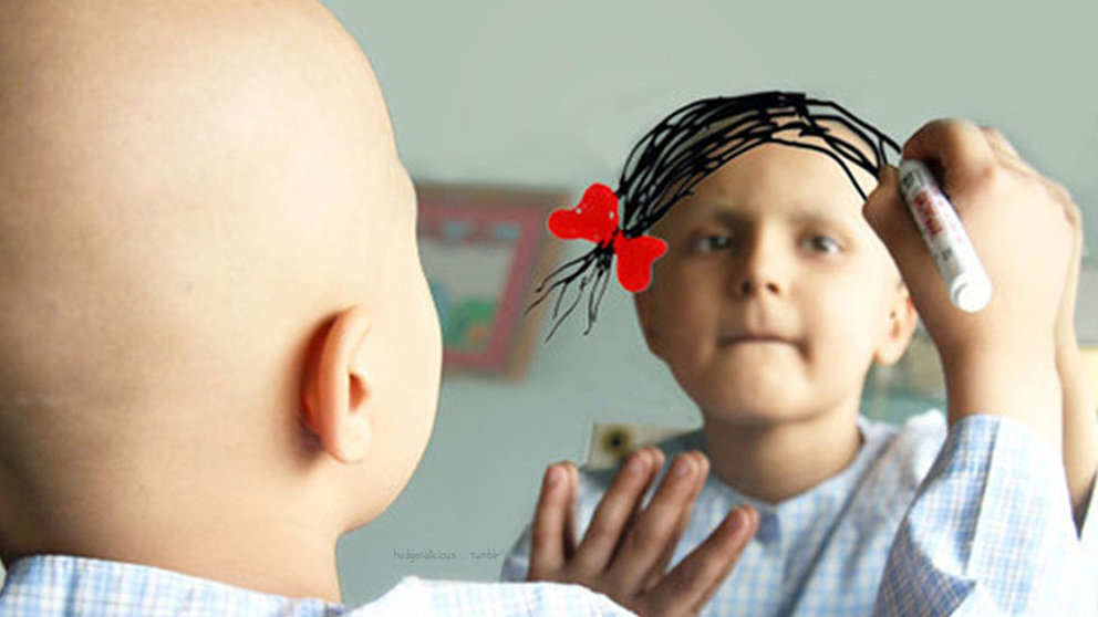 Imagen de una niña ingresada en el hospital como conscuencia de un tumor cerebral infantil ARCHIVO