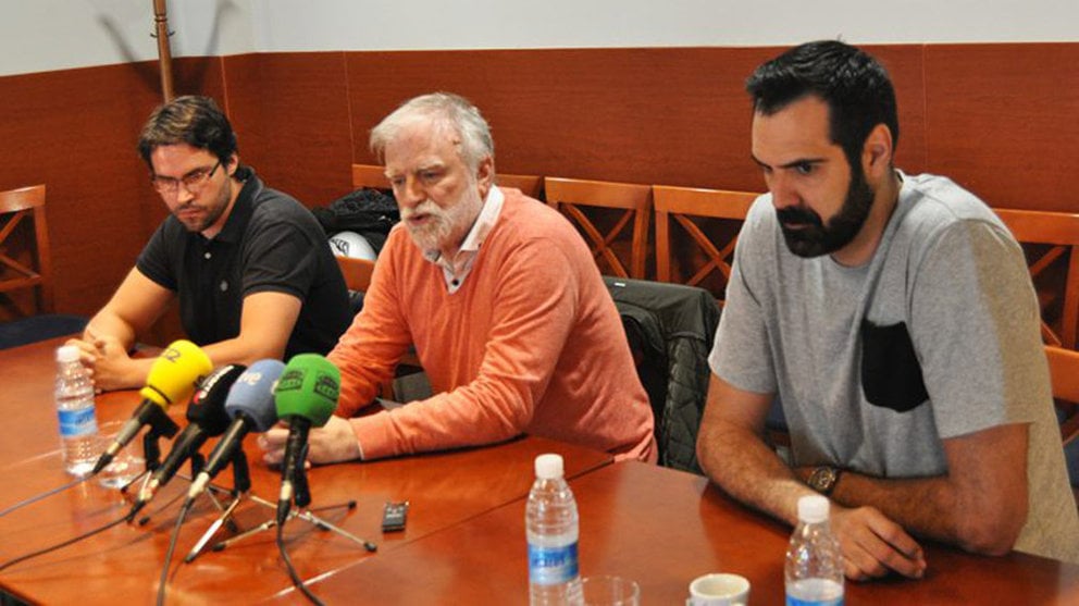 Xabi Jiménez, Javier Sobrino y Edu Hernández Sonseca. Basket Navarra.