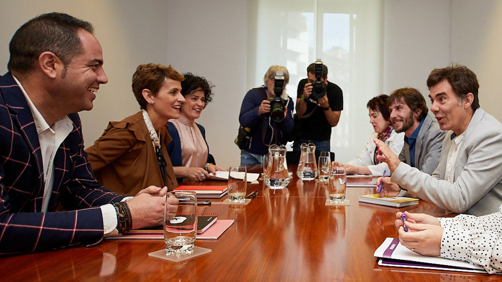 Reunión entre PSN y Podemos en el marco de la ronda de contactos de la candidata socialista a la Presidencia del Gobierno de Navarra, María Chivite. IÑIGO ALZUGARAY