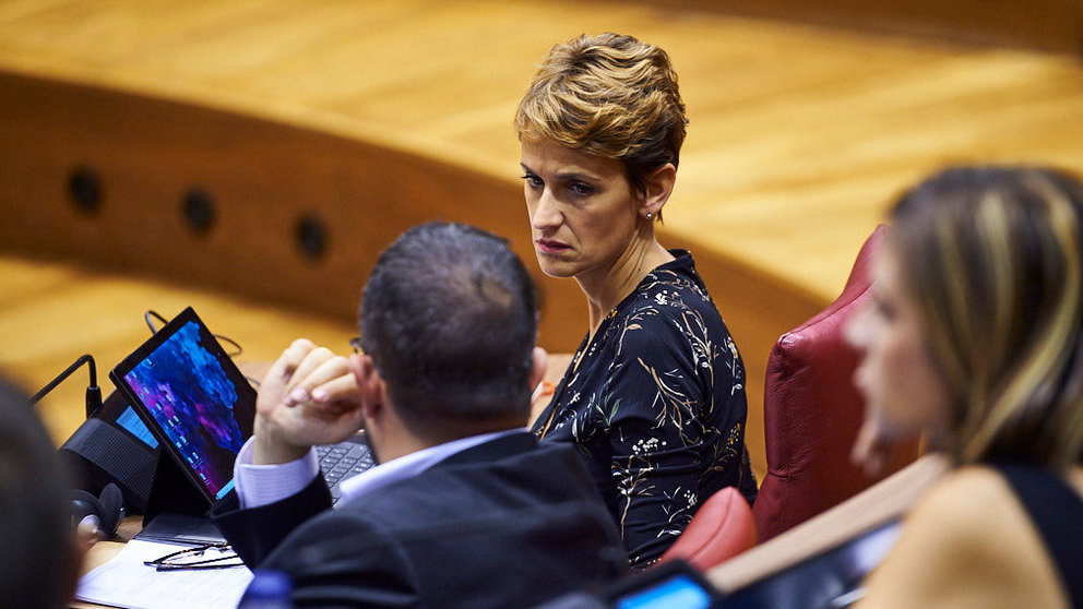 María Chivite, Presidenta del Gobierno de Navarra, durante el pleno parlamentario. MIGUEL OSÉS