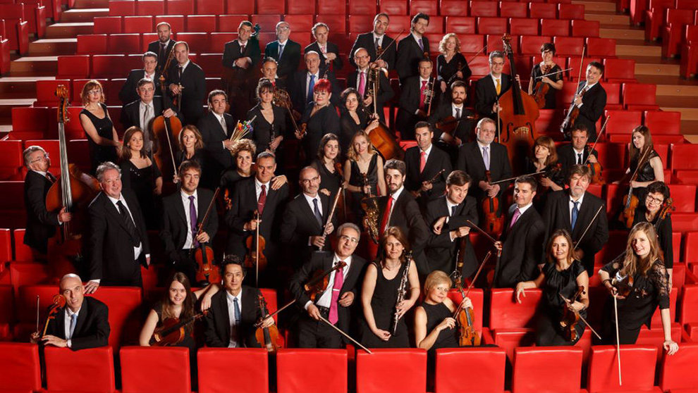 La Orquesta Sinfónica de Navarra posa en el Baluarte BALUARTE